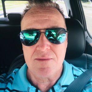 Meet your Posher, Mike